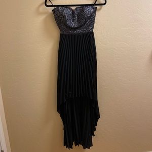 Hi-lo dress